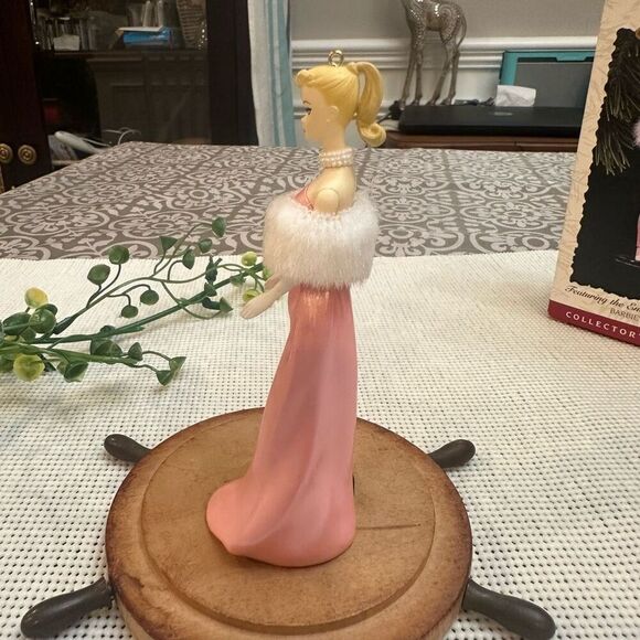 Hallmark Keepsake Ornament Barbie Enchanted Evening‎ Collectors 1996 Vintage - Picture 5 of 11